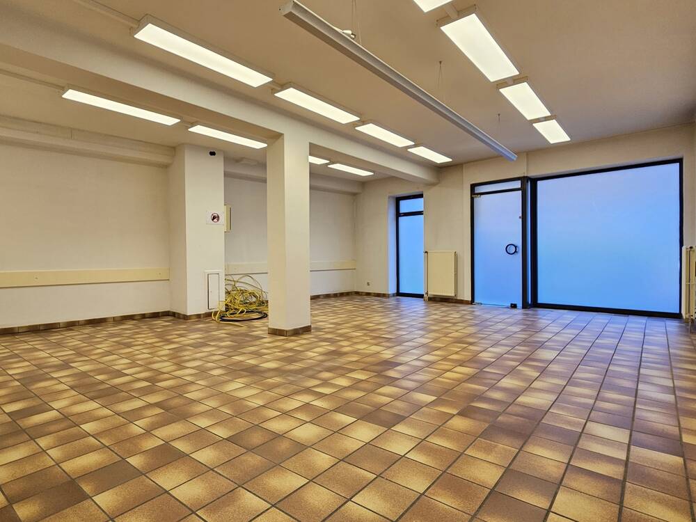 Commerce à vendre à Jambes 5100 100000.00€ chambres 57.00m² - annonce 558458