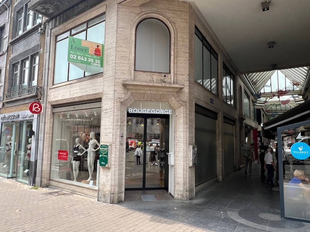 Commerce à  à Namur 5000 8350.00€  chambres 120.00m² - annonce 558369