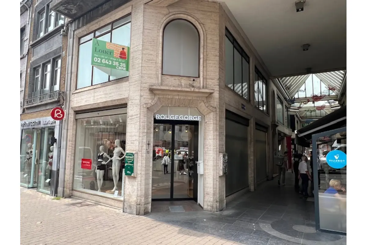 Commerce à louer à Namur 5000 8350.00€  chambres 120.00m² - annonce 558369