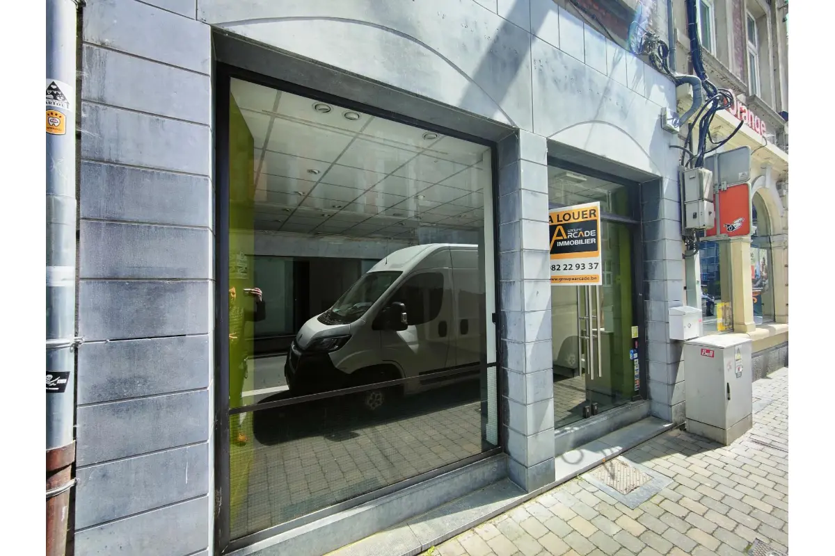 Commerce à vendre à Dinant 5500 150000.00€  chambres 98.00m² - annonce 559474