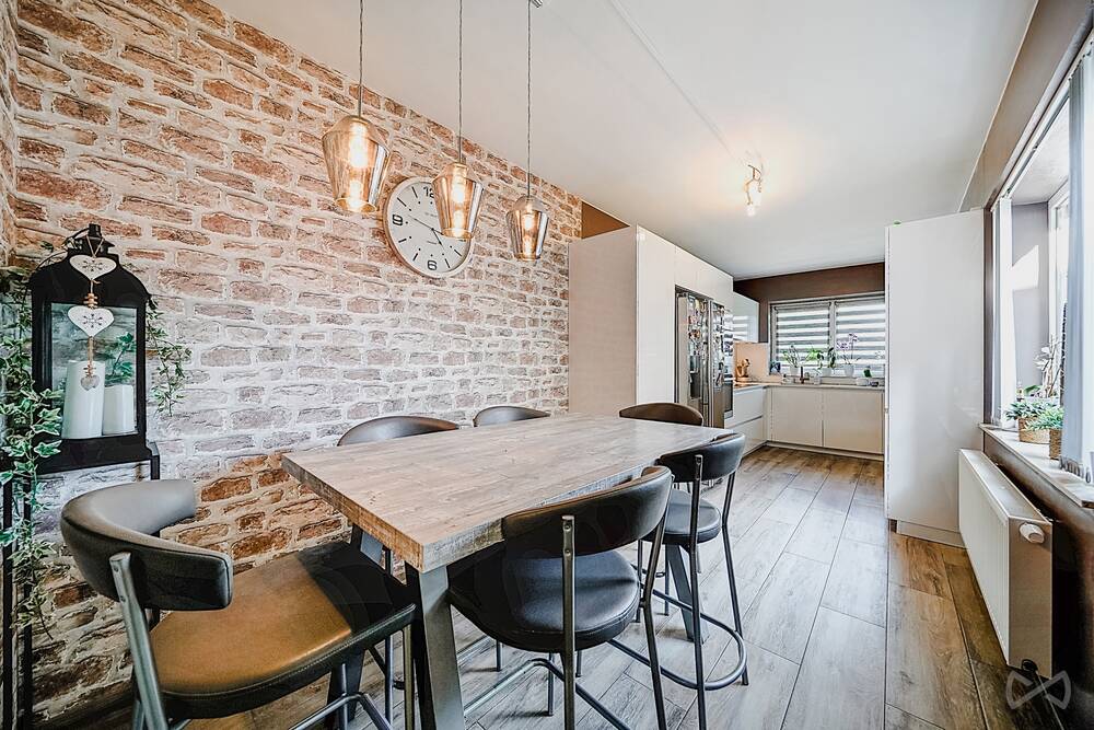 Maison à vendre à Auvelais 5060 299000.00€ 4 chambres 145.00m² - annonce 559984