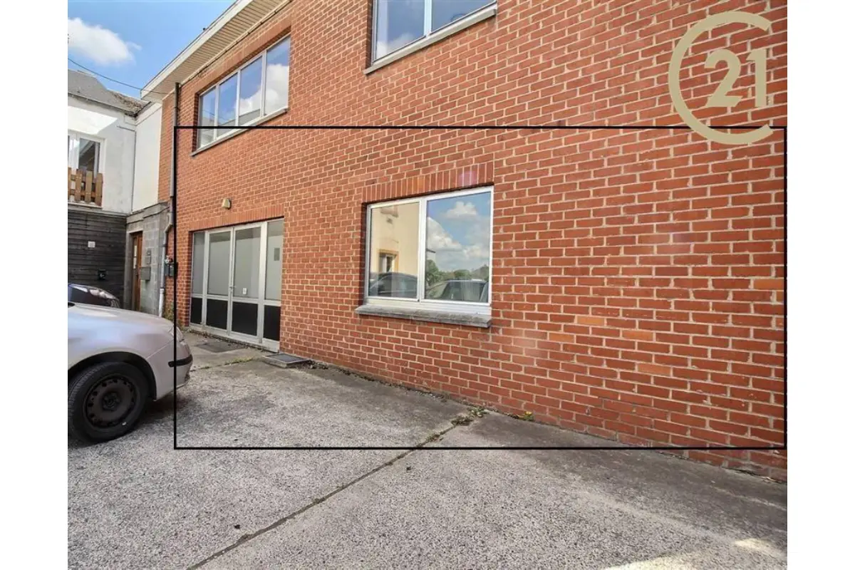 Commerce à louer à Jambes 5100 500.00€  chambres 50.00m² - annonce 561668