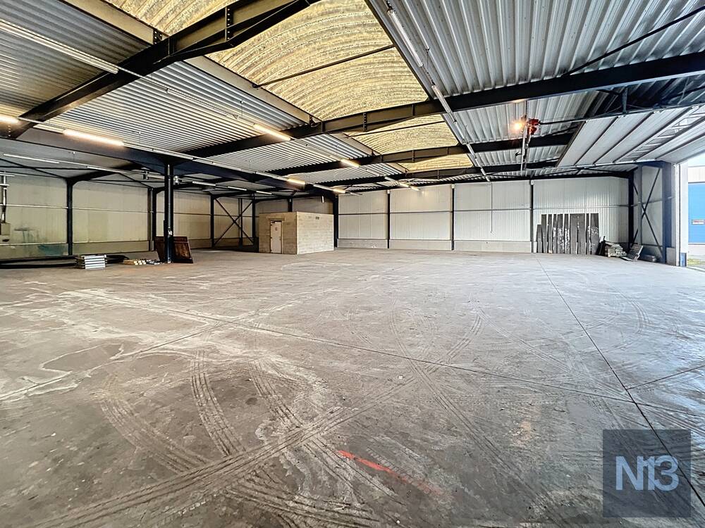 Commerce à louer à Andenne 5300 2250.00€ chambres 450.00m² - annonce 563593