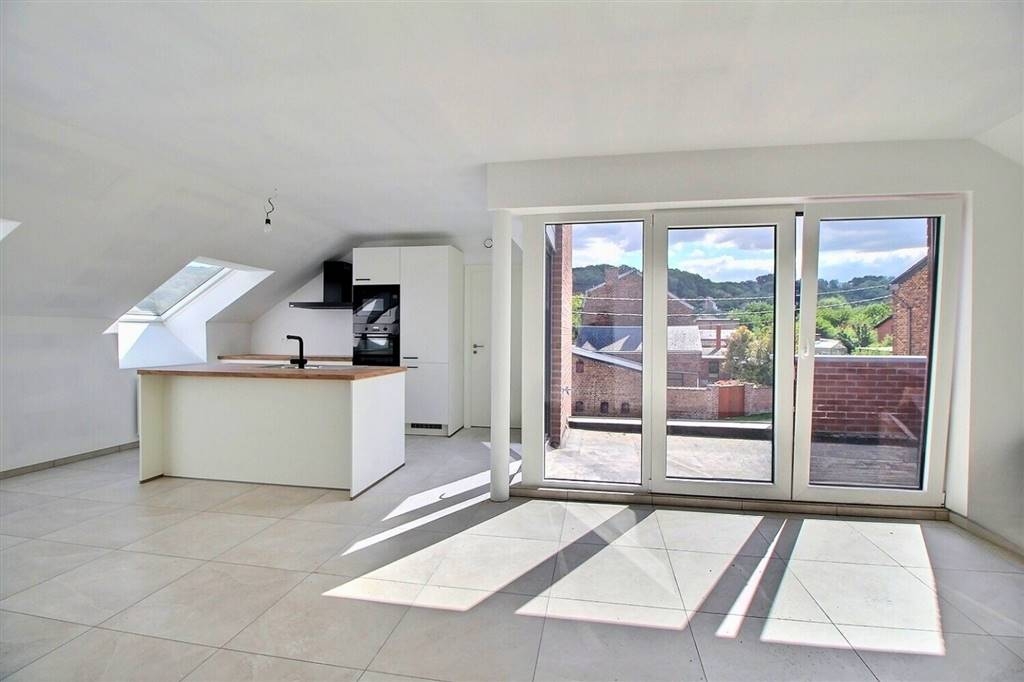 Appartement à à Franière 5150 307500.00€ 3 chambres 105.50m² - annonce 563983