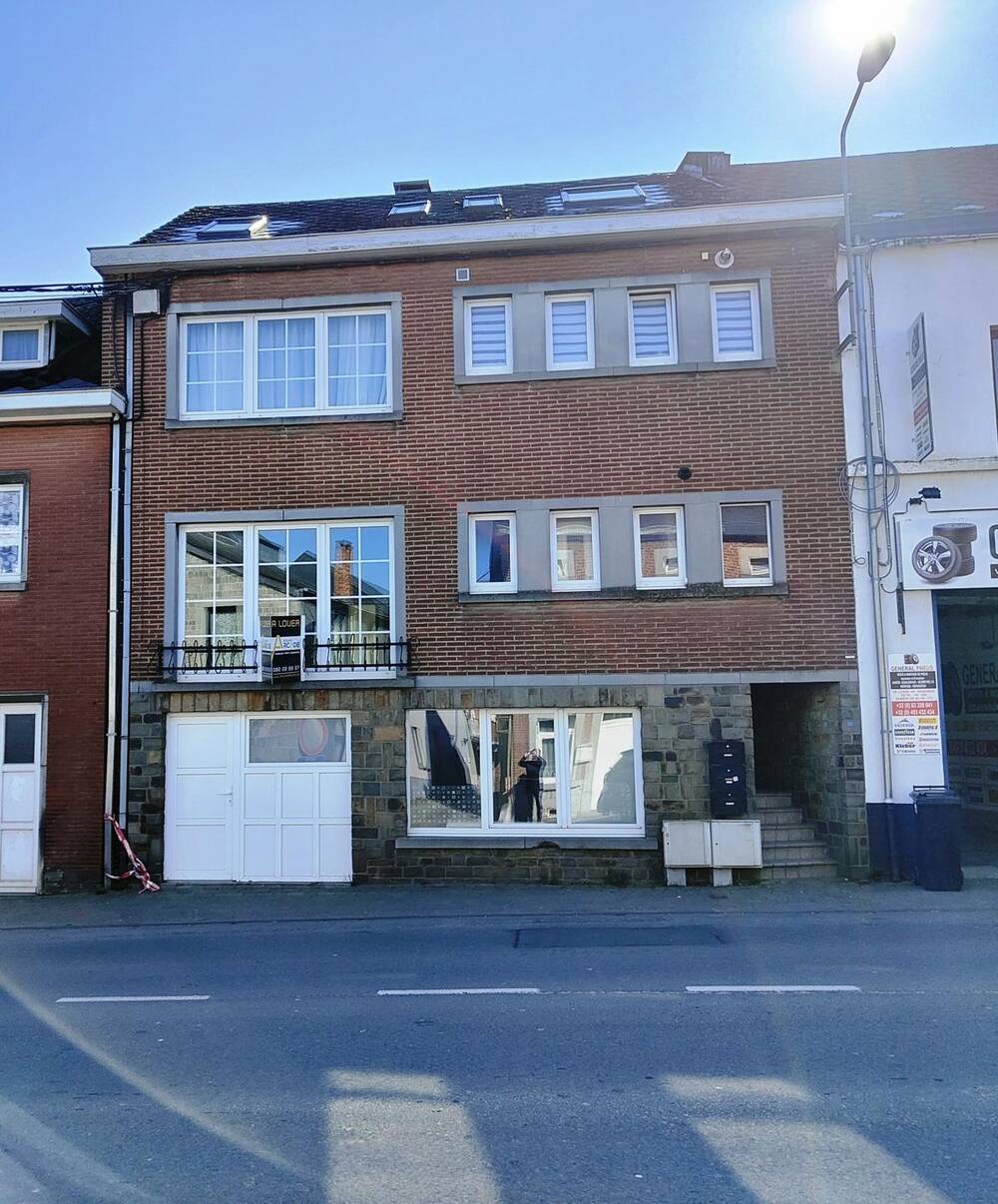 Appartement à louer à Ciney 5590 900.00€ 2 chambres m² - annonce 565308