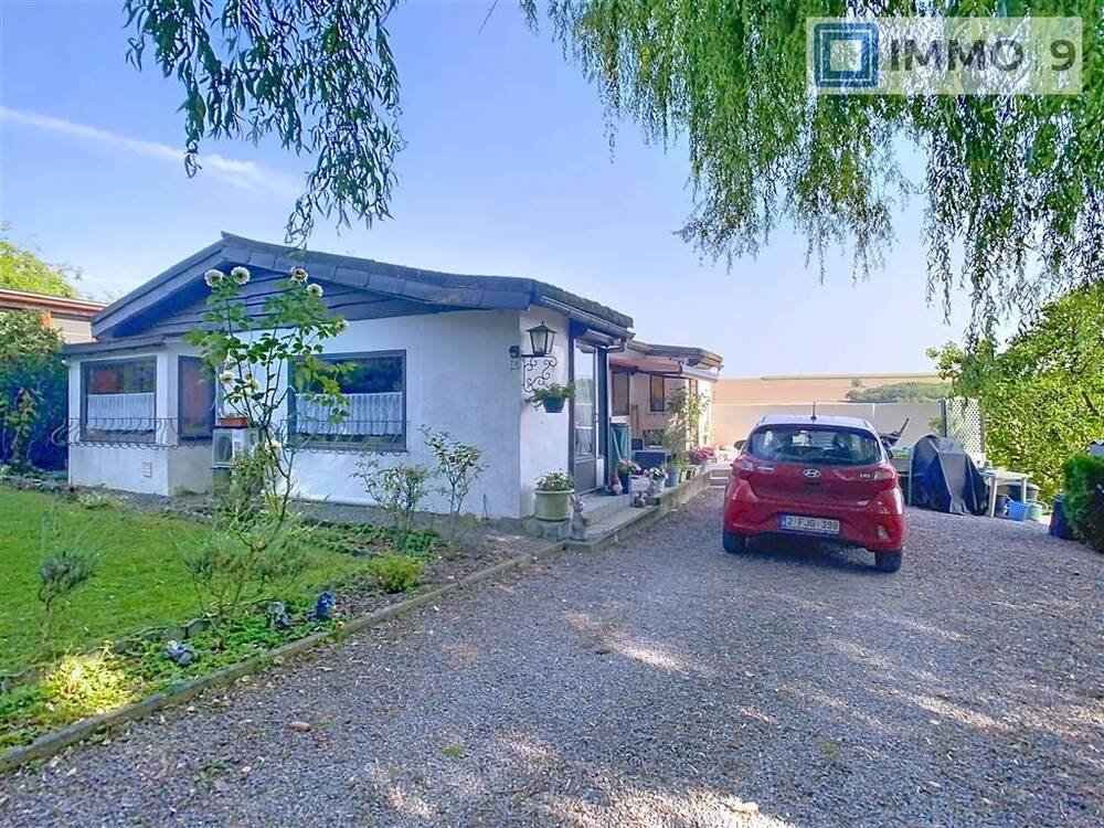 Bungalow à vendre à Hastière 5540 54000.00€ 2 chambres 63.00m² - annonce 566740