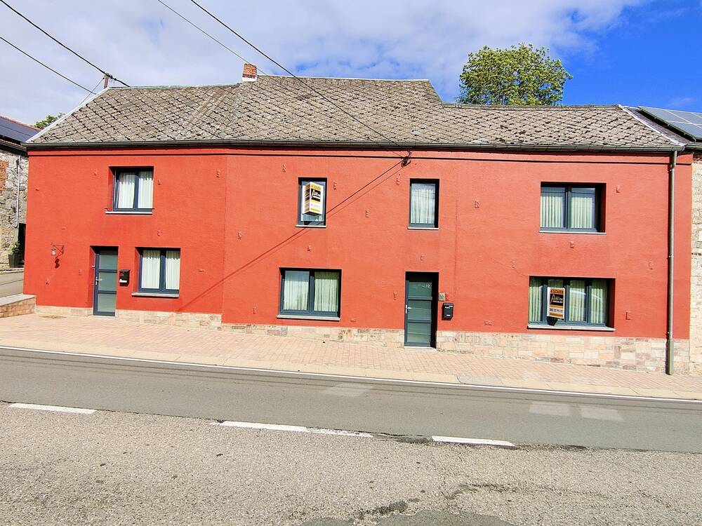 Immeuble de rapport - Immeuble à appartement à vendre à Dinant 5500 298000.00€ 4 chambres 328.00m² - annonce 567327
