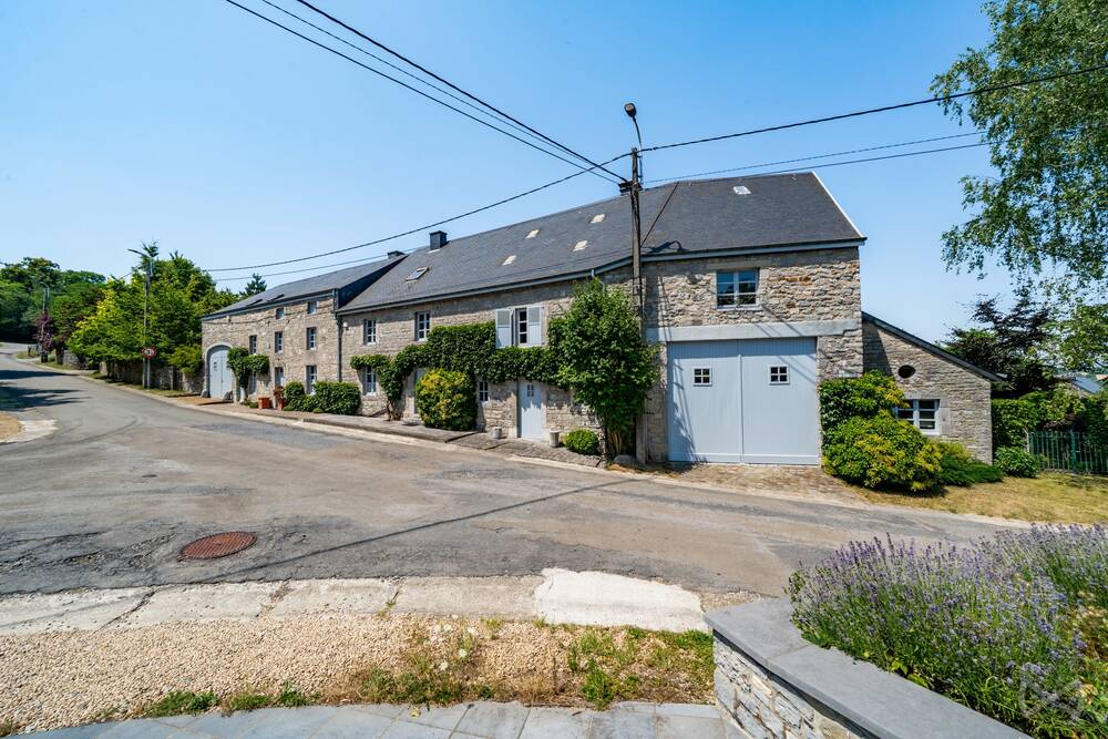Villa à vendre à Beauraing 5570 825000.00€ 5 chambres m² - annonce 568108