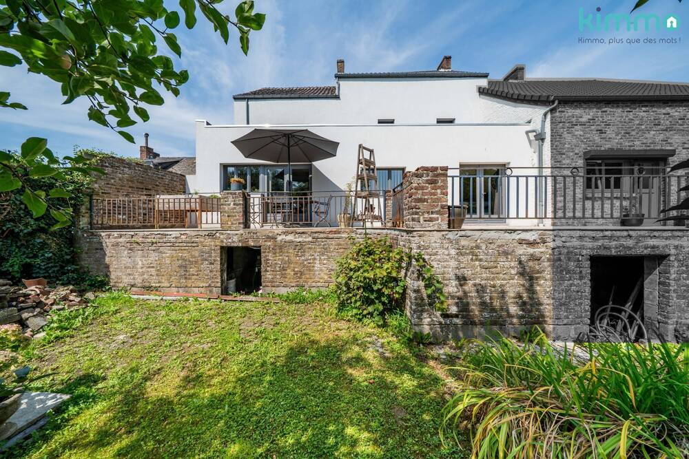 Maison à vendre à Velaine-sur-Sambre 5060 345000.00€ 5 chambres 174.00m² - annonce 568539