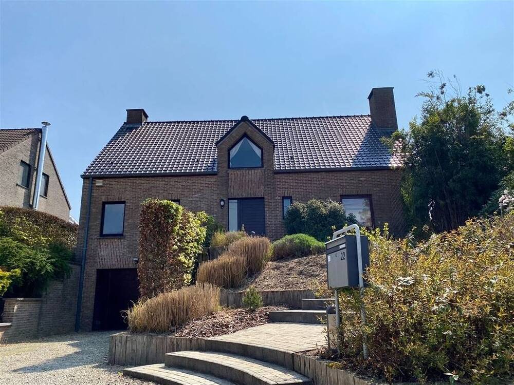 Maison à louer à Sauvenière 5030 1400.00€ 3 chambres 166.00m² - annonce 574092