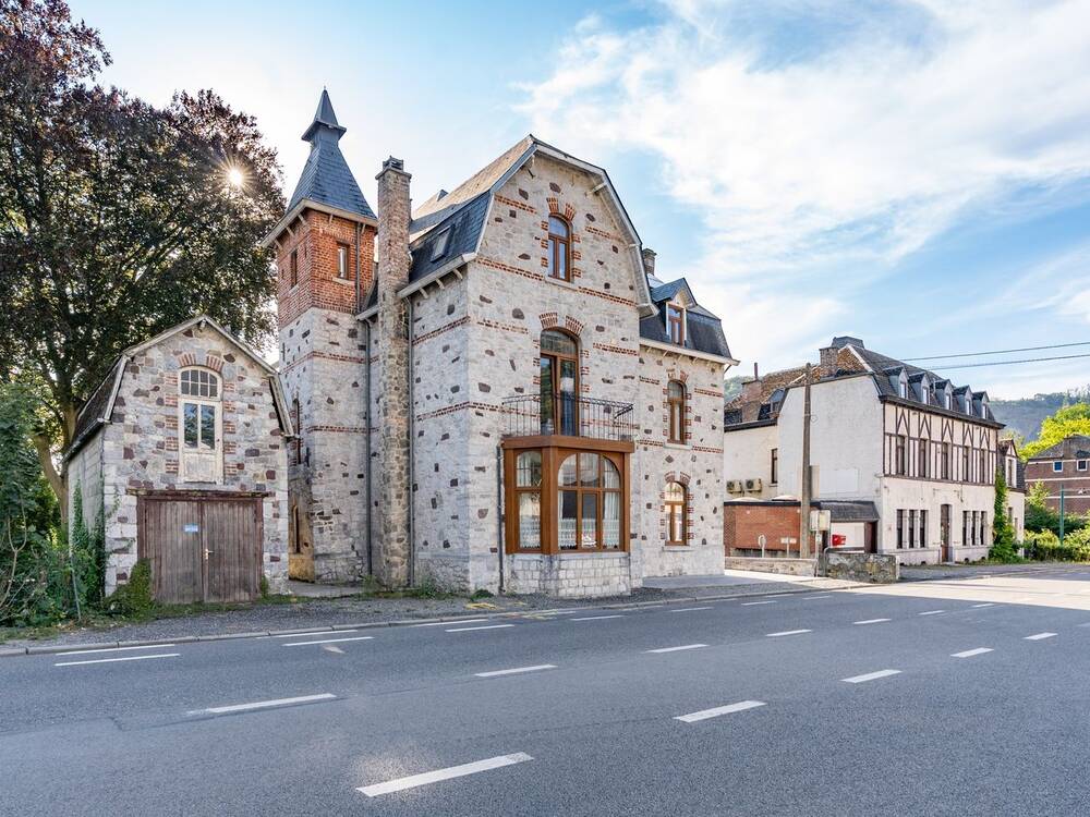 Villa à vendre à Wépion 5100 749000.00€ 7 chambres 330.00m² - annonce 573491