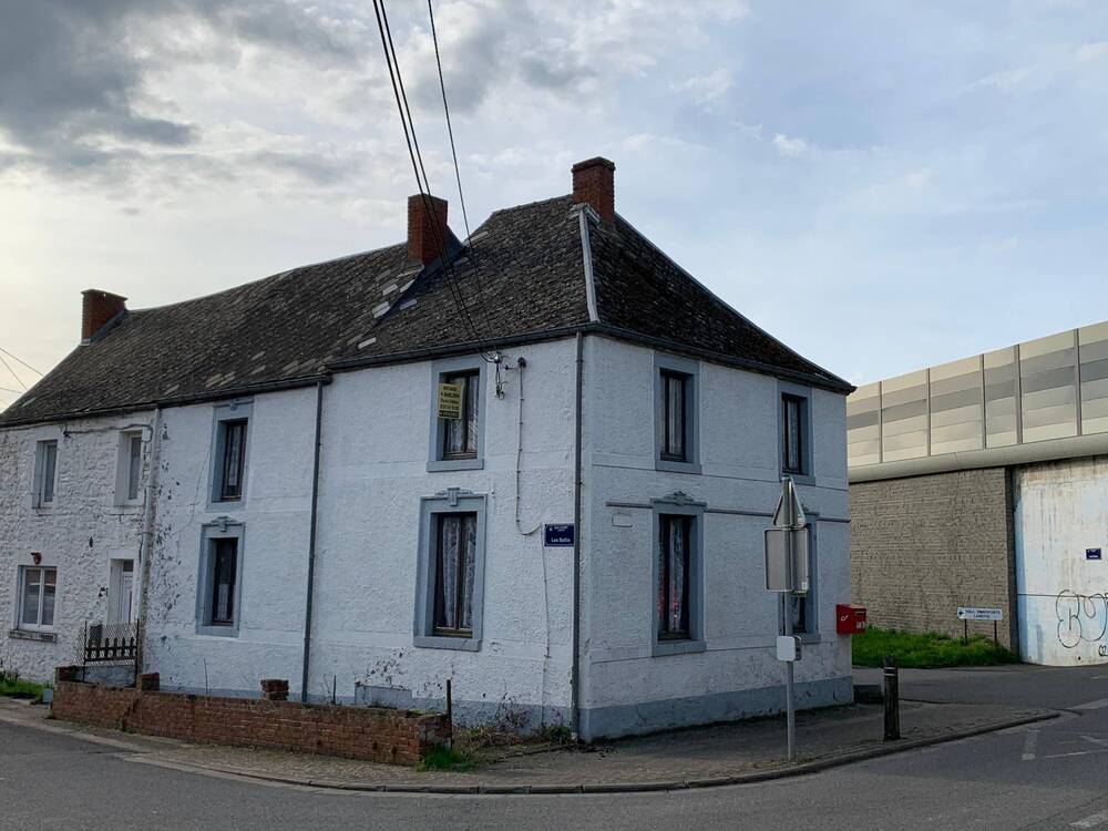 Maison à vendre à Laneffe 5651 85000.00€ 5 chambres m² - annonce 574146