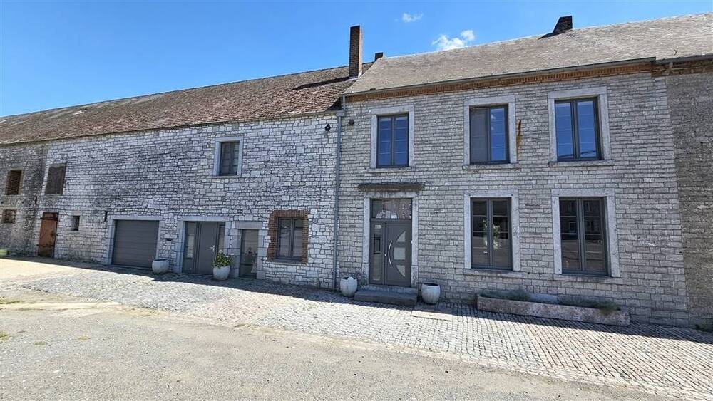 Maison à vendre à Romedenne 5600 290000.00€ 4 chambres 389.00m² - annonce 575845