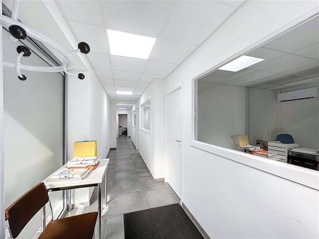Commerce à vendre à Ciney 5590 195000.00€  chambres m² - annonce 578011