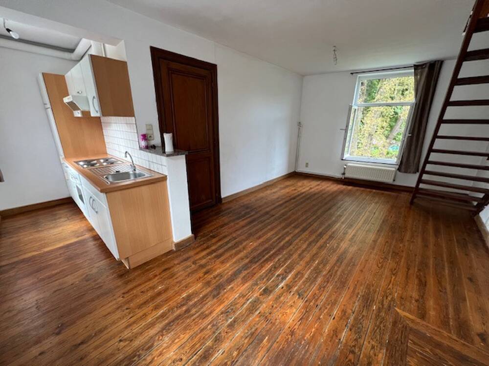 Duplex à  à Saint-Servais 5002 620.00€ 1 chambres 50.00m² - annonce 578937