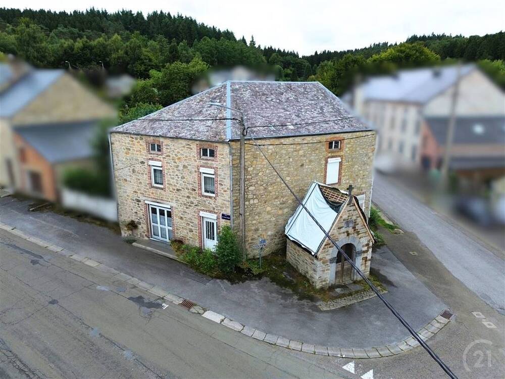 Maison à vendre à Oignies-en-Thiérache 5670 90000.00€ 3 chambres 380.00m² - annonce 578226