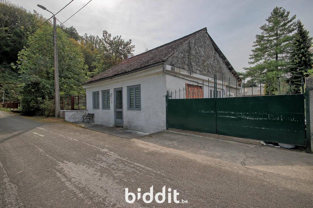 Maison à vendre à Walcourt 5650 45000.00€ 3 chambres 172.00m² - annonce 579157