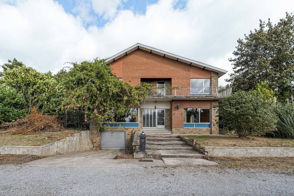 Maison à vendre à Jemeppe-sur-Sambre 5190 199000.00€ 4 chambres 210.00m² - annonce 579908