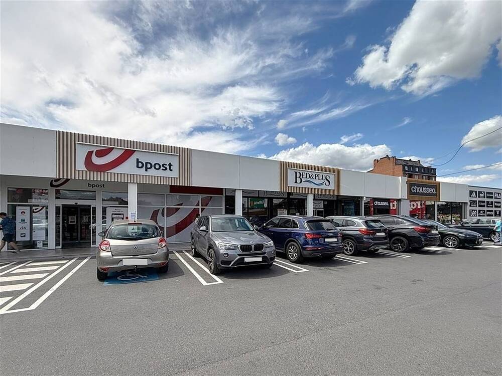 Commerce à louer à Andenne 5300 2474.00€  chambres 380.00m² - annonce 582457