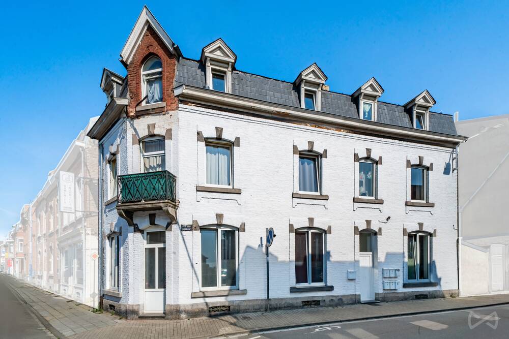 Immeuble de rapport - Immeuble à appartement à vendre à Saint-Servais 5002 524000.00€ 6 chambres 225.00m² - annonce 583837