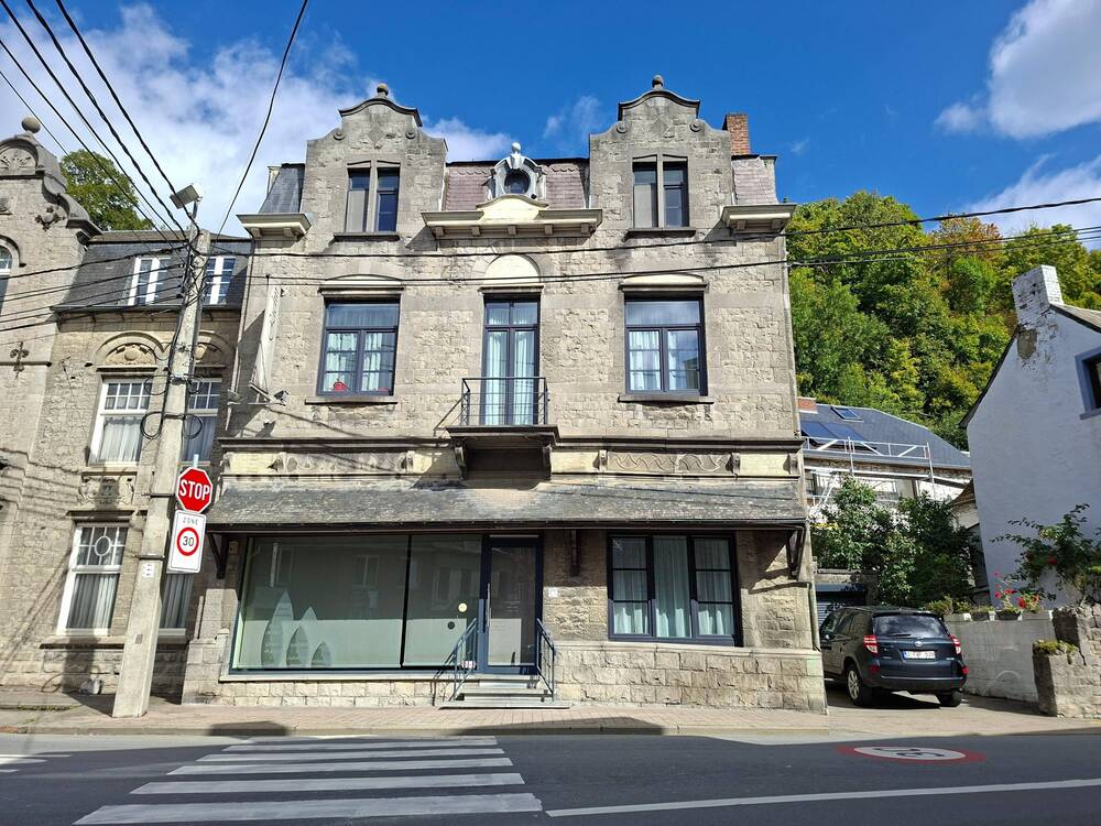 Immeuble mixte à vendre à Yvoir 5530 485000.00€ 4 chambres m² - annonce 583493