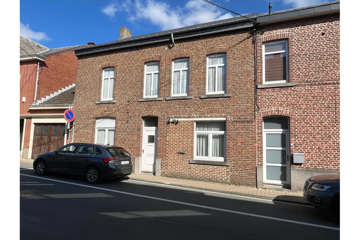 Maison à vendre à Florennes 5620 190000.00€ 4 chambres 295.00m² - annonce 626744