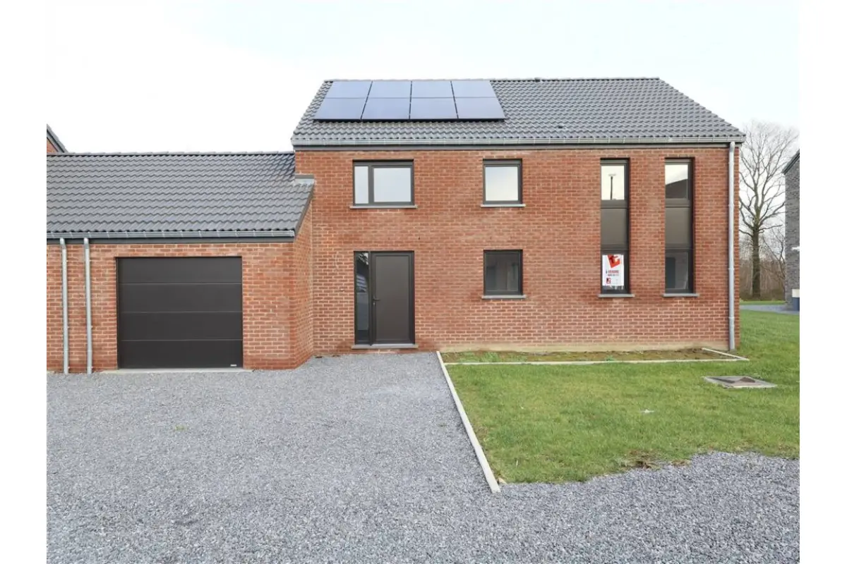 Maison à vendre à Anseremme 5500 375000.00€ 4 chambres 155.00m² - annonce 586377