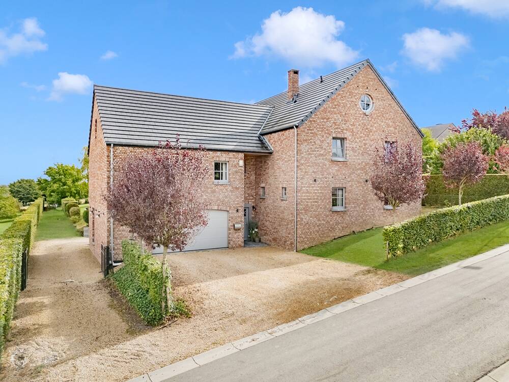 Maison à vendre à Ciney 5590 1095000.00€ 5 chambres 660.00m² - annonce 587570