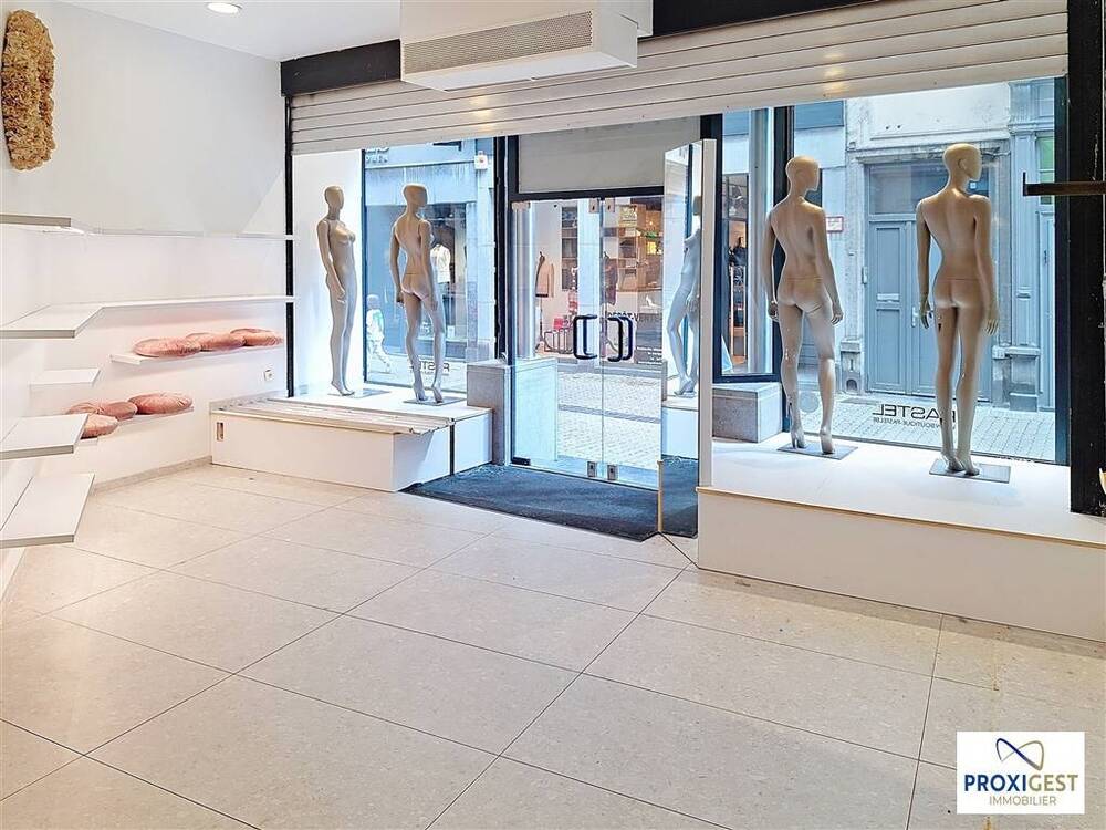 Commerce à louer à Namur 5000 3500.00€ chambres 186.00m² - annonce 590924