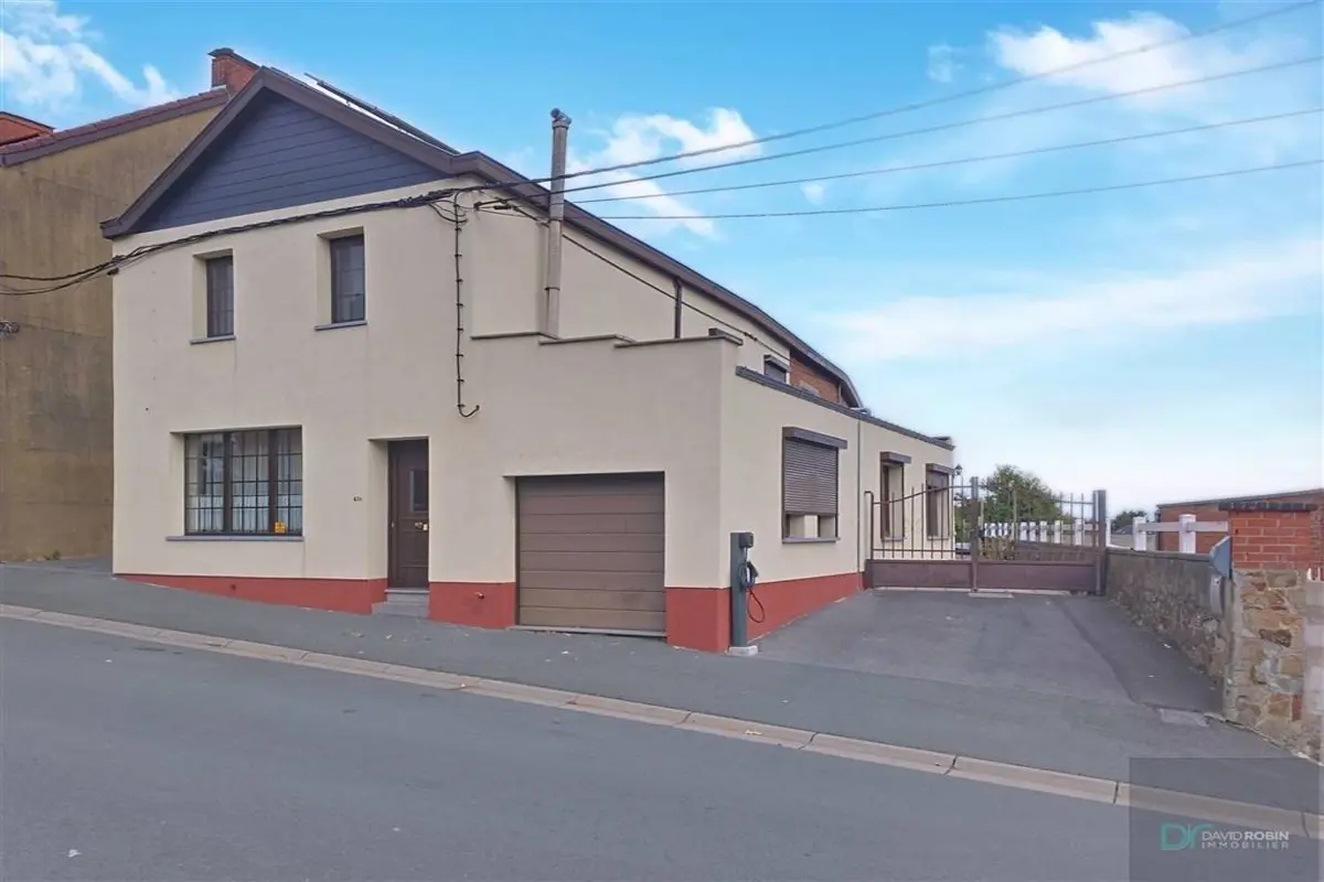 Maison à vendre à Moignelée 5060 270000.00€ 3 chambres 135.00m² - annonce 593891