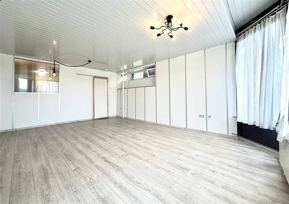 Studio à louer à Anhée 5537 525.00€ chambres 61.00m² - annonce 593333