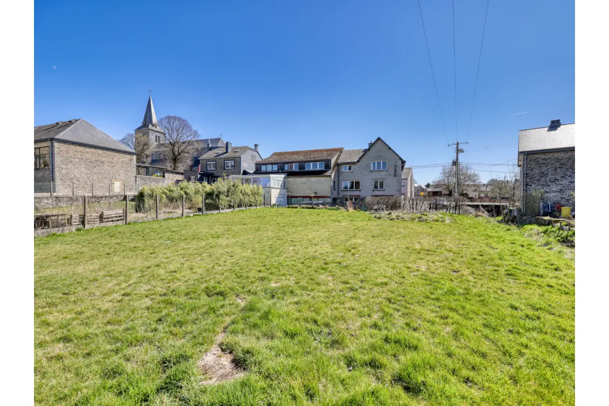 Maison à vendre à Bièvre 5555 190000.00€ 3 chambres 222.00m² - annonce 595158