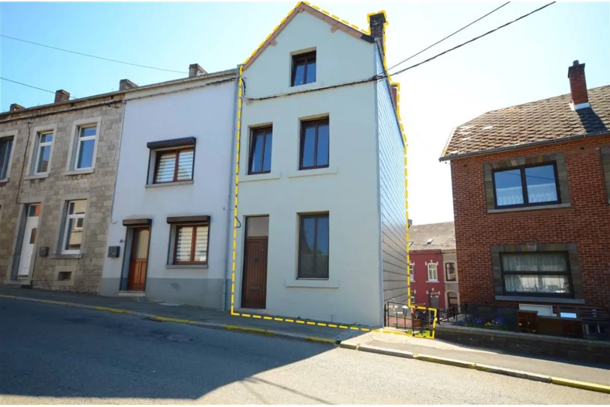 Maison à vendre à Couvin 5660 140000.00€ 4 chambres m² - annonce 597485