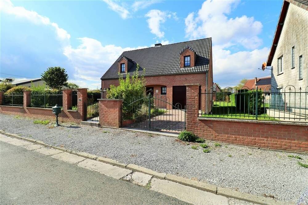Maison à vendre à Cerfontaine 5630 279000.00€ 3 chambres 230.00m² - annonce 597253