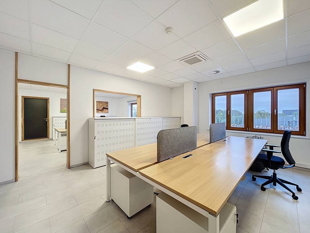 Commerce à louer à Ciney 5590 3000.00€ chambres 200.00m² - annonce 598528