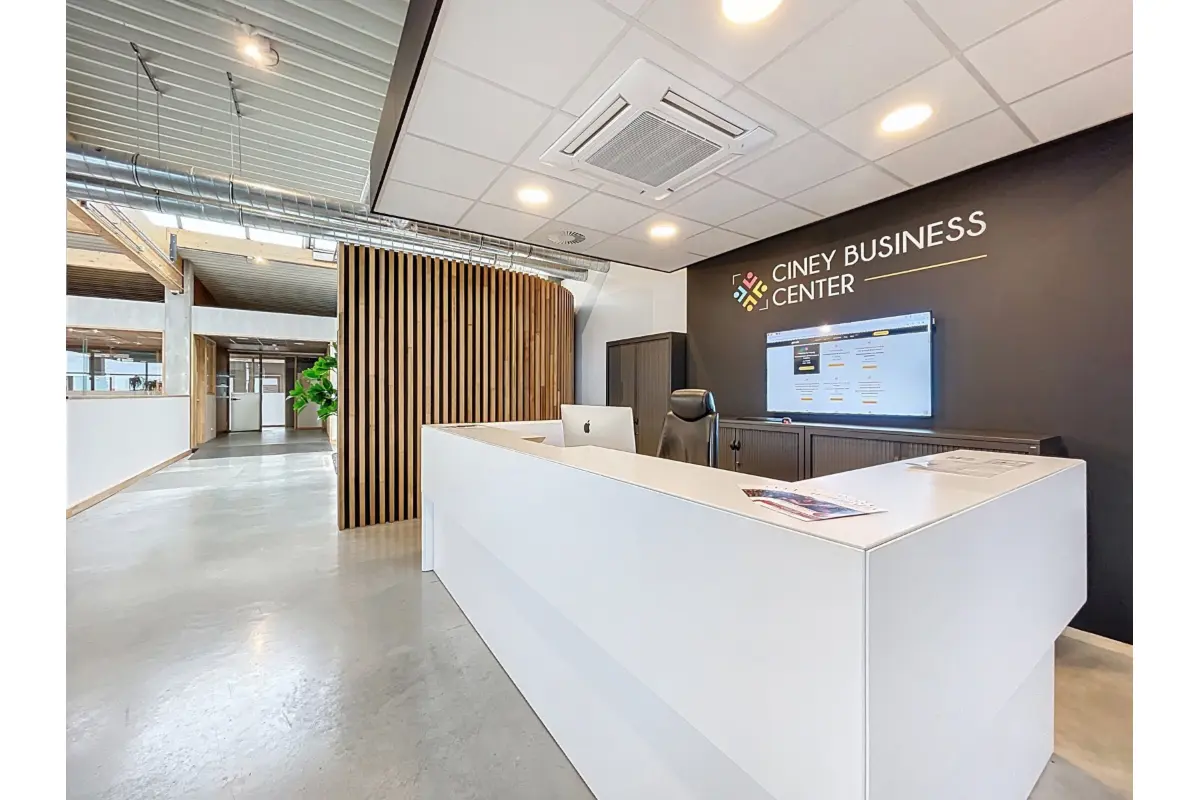 Commerce à louer à Ciney 5590 270.00€  chambres 15.00m² - annonce 598531