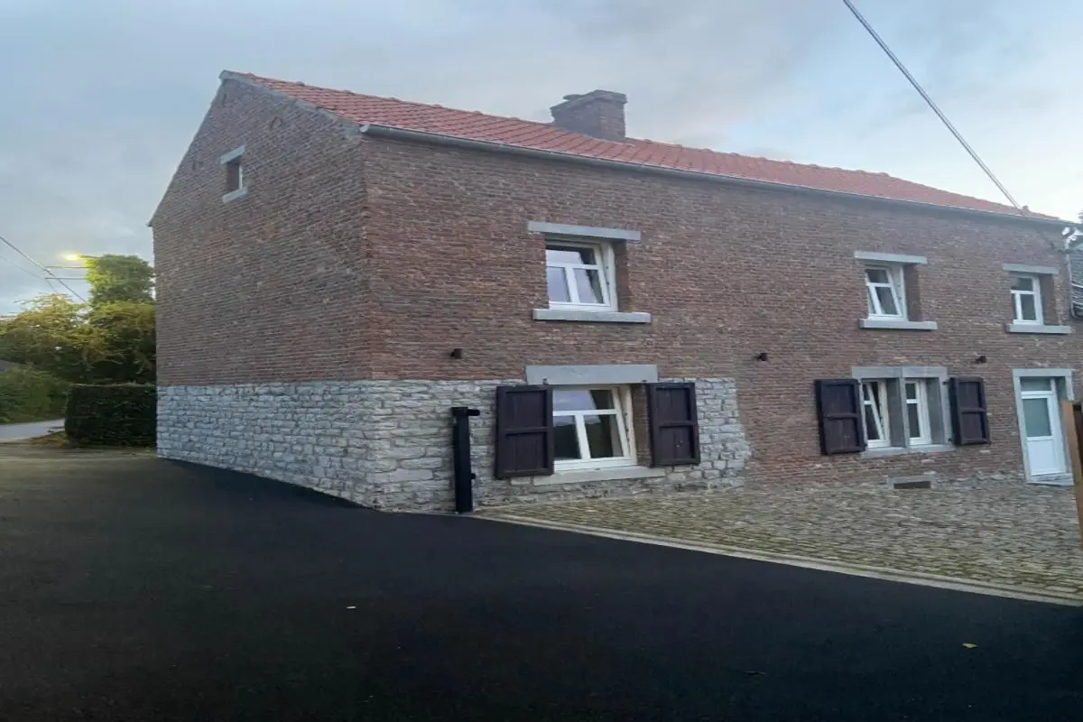 Maison à louer à Erpent 5101 875.00€ 2 chambres 75.00m² - annonce 673214