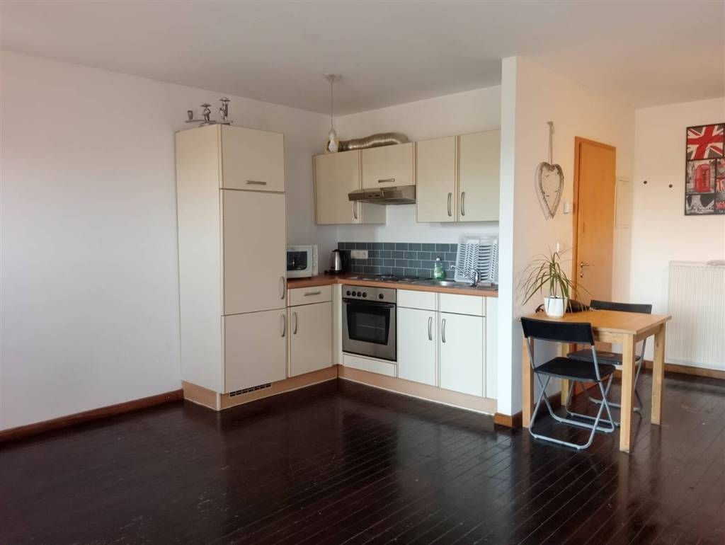 Studio à louer à Bouvignes-sur-Meuse 5500 500.00€ 1 chambres 30.00m² - annonce 603501