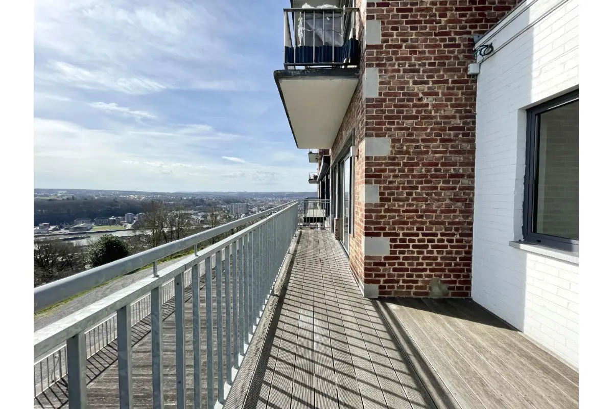 Duplex à vendre à Bouge 5004 350000.00€ 3 chambres 120.00m² - annonce 604547