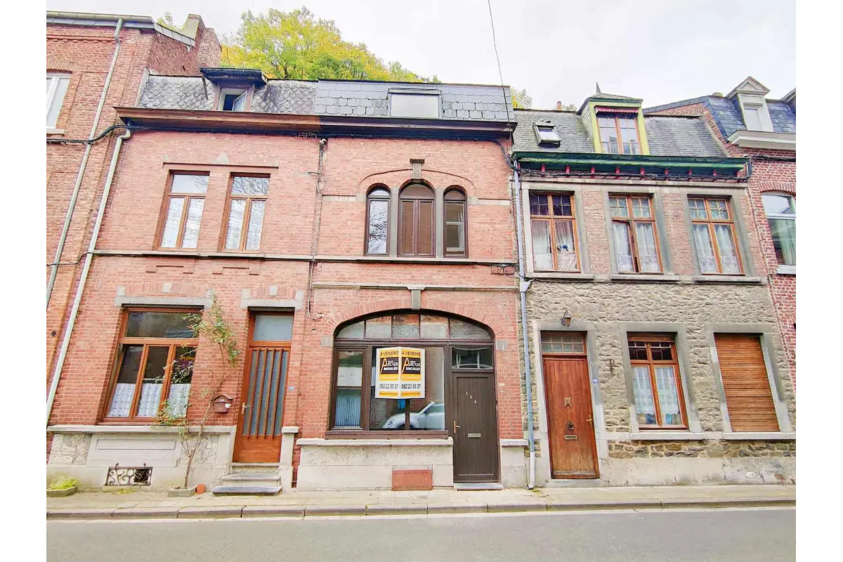 Maison à vendre à Dinant 5500 180000.00€ 3 chambres 120.00m² - annonce 604617