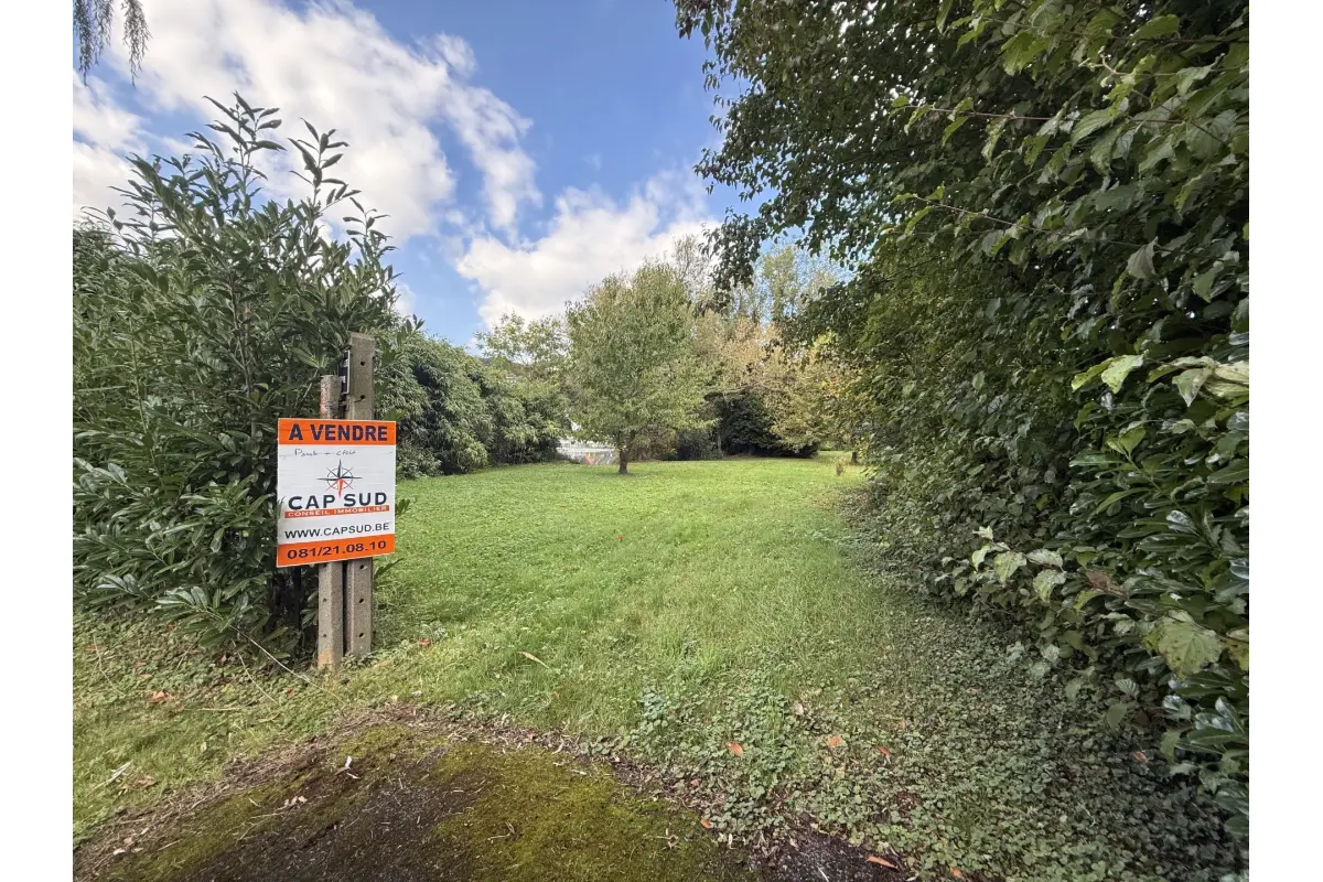 Terrain à vendre à Dave 5100 179000.00€  chambres m² - annonce 604294