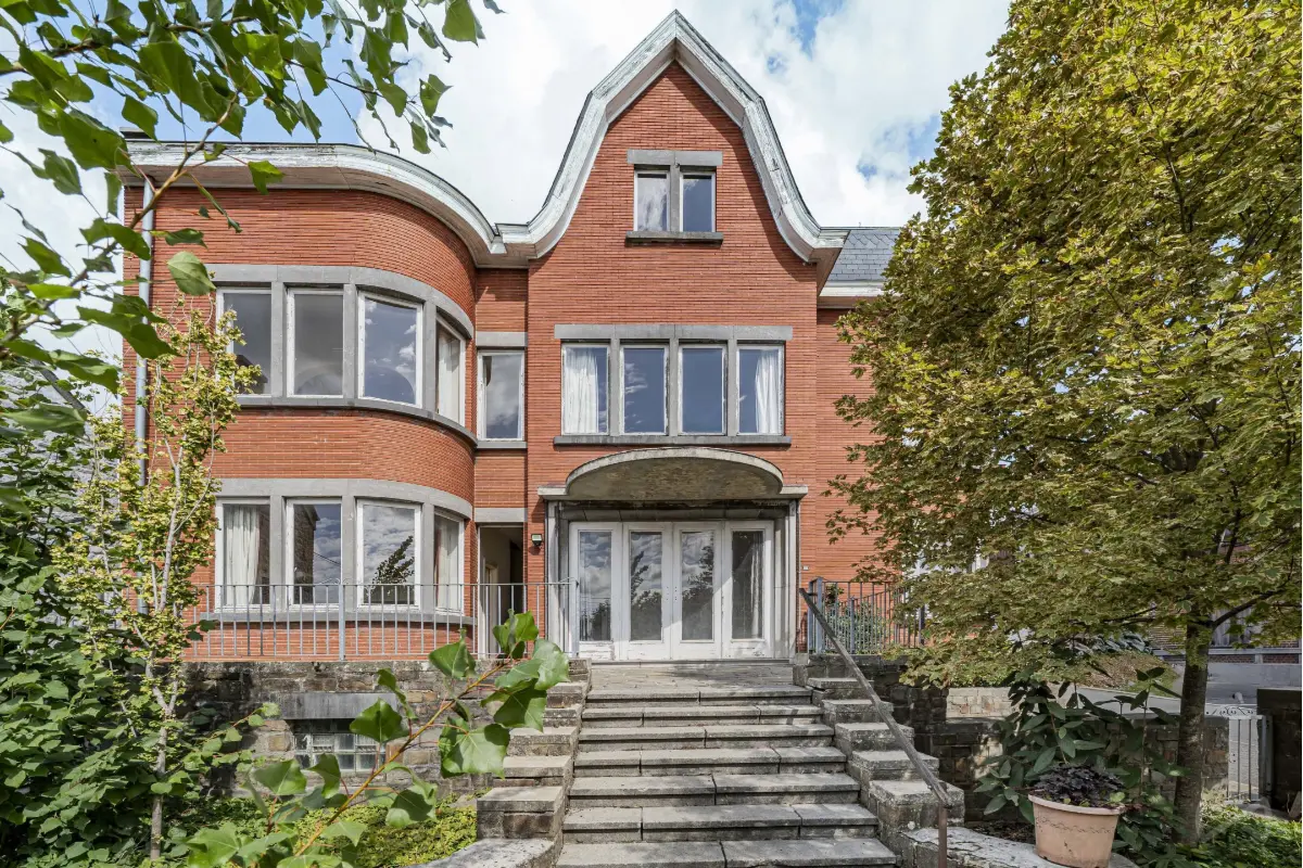 Maison à vendre à Ciney 5590 395000.00€ 6 chambres 274.00m² - annonce 606390