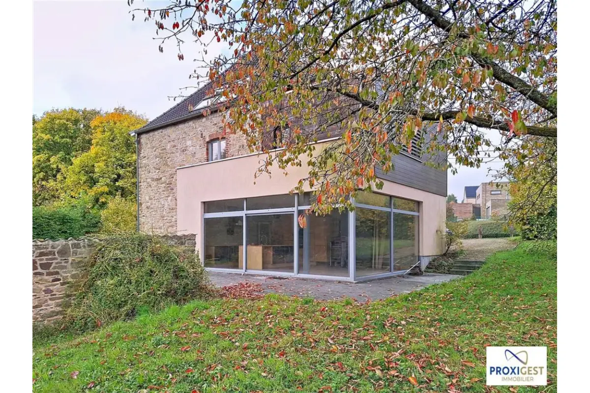 Maison à louer à Wépion 5100 1900.00€ 5 chambres 331.00m² - annonce 607650