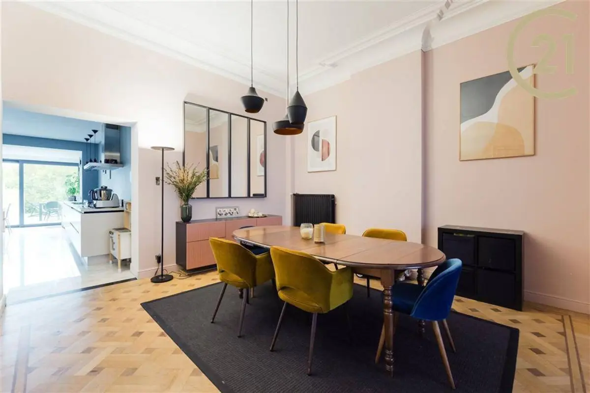 Maison de maître à vendre à Jambes 5100 445000.00€ 4 chambres 214.00m² - annonce 609103