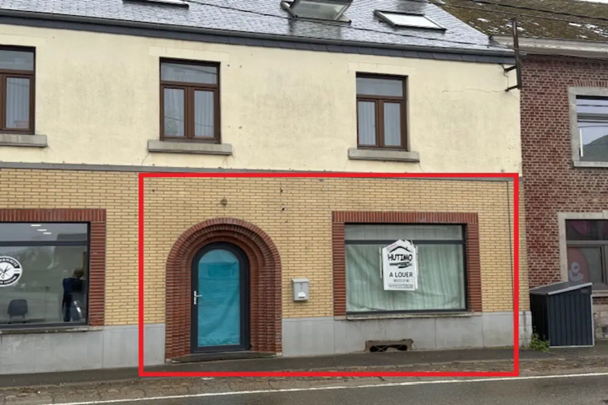 Commerce à à Fosses-la-Ville 5070 1000.00€ chambres 90.00m² - annonce 609732