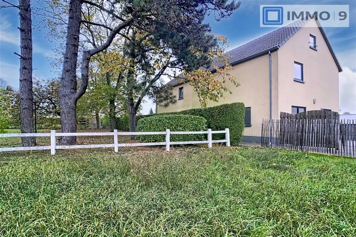 Maison à vendre à Jemeppe-sur-Sambre 5190 255000.00€ 4 chambres 114.00m² - annonce 610720