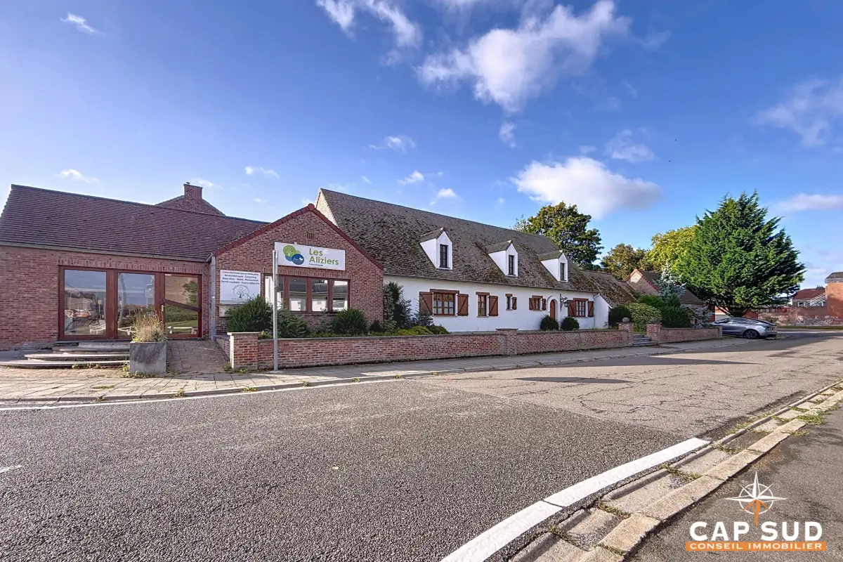 Commerce à vendre à Auvelais 5060 789000.00€ chambres 545.00m² - annonce 610549