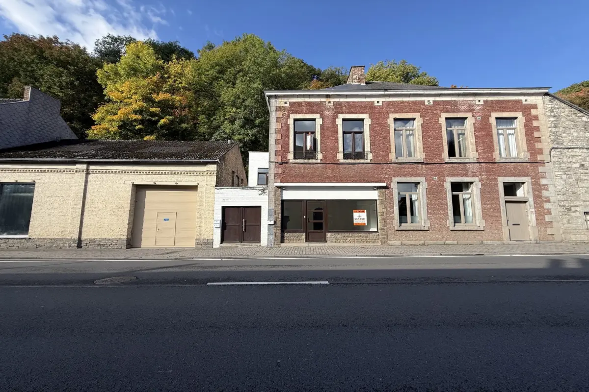 Immeuble de rapport - Immeuble à appartement à vendre à Namur 5000 419000.00€ 3 chambres 175.00m² - annonce 611263