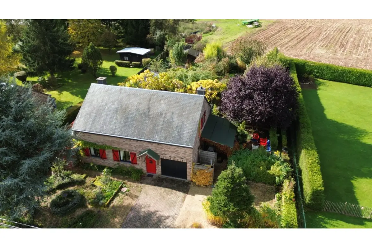 Maison à vendre à Bièvre 5555 395000.00€ 3 chambres 207.00m² - annonce 611883