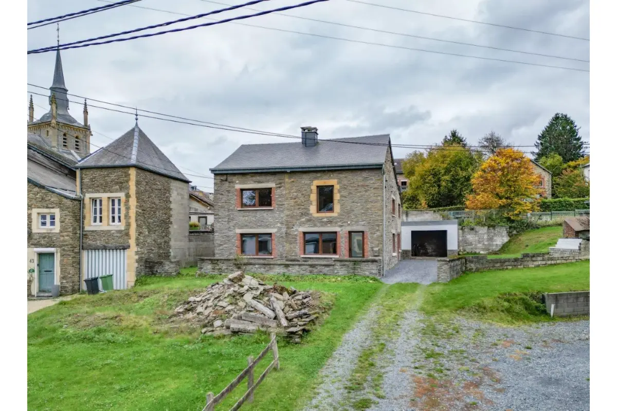 Maison à vendre à Sugny 5550 270000.00€ 4 chambres 240.00m² - annonce 613752